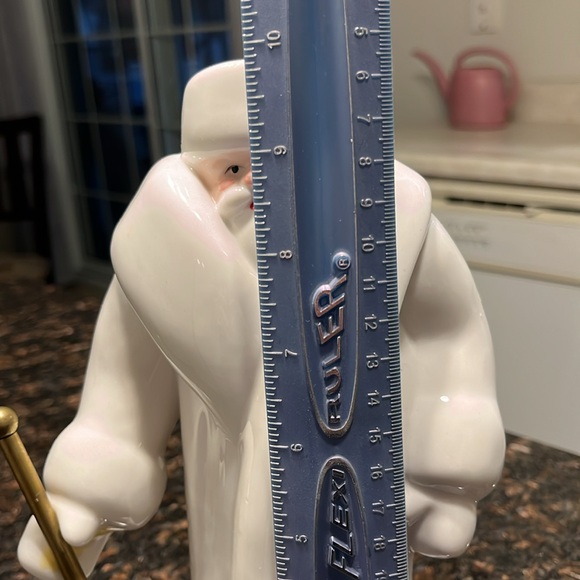 Vintage white porcelain Santa clause for your holiday display - Picture 6 of 11